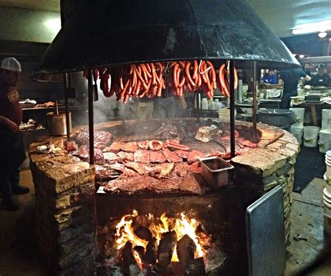 Salt lick barbeque - In this video I visit one of the most popluar BBQ joints in Texas, the Salt Lick in Driftwood, TX!